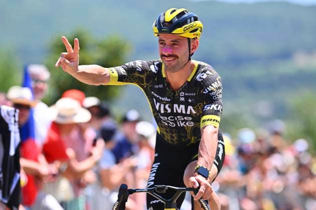 Tour de France 2026 Stage 19 ALPE D HUEZ, FRANCE - JULY 24 : Campenaerts Victor (BEL) of Team Visma Lease a Bike during stage 19 of the 113rd edition of Tour de France an UCI World Tour 2.UWT cycling road race stage for Men Elite of 128 km with start in Gap and finish in Alpe d Huez on July 24, 2026 in Alpe d Huez, France, 24 07 2026 ( Motordriver Kurt Vandenborre - Alpe d Huez France  Copyright: xGvgx