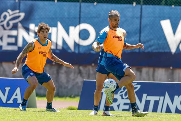 SSC Napoli preseason 2026-27 SSC Napoli™s Italian defender Luca Marianucci and Napoli s Italian defender Leonardo Spinazzola during eighth day SSC Napoli s 2026-27 preseason training camp in val di sole in Trentino, Dimaro Folgarida July, 19 2026. _BPH3271 Copyright: xAntonioxBalascox