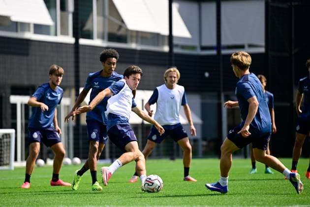 Club Brugge training camp - media activities 24 07 2026 RENNES, FRANCE - July 24 : Vetlesen Hugo midfielder of Club Brugge pictured during a training session on July 24, 2026 in Rennes, France, 24 07 2026 Rennes France  Copyright: xJanxDexMeuleneirx