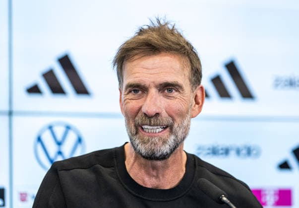 24.07.2026, xfux, Fussball DFB Deutsche Fussball Nationalmannschaft - Pressekonferenz zur Vorstellung von Juergen Jürgen Klopp als Trainer Bundestrainer, v.l. Trainer Juergen Juergen Nobert Klopp (Deutsche Fussball Nationalmannschaft DFB) Frankfurt am Main *** July 24, 2026, xfux, Soccer, DFB, German National Soccer Team, Press conference to introduce Jürgen Klopp as head coach, from left: Head Coach Jürgen Klopp, German National Soccer Team, DFB, Frankfurt am Main