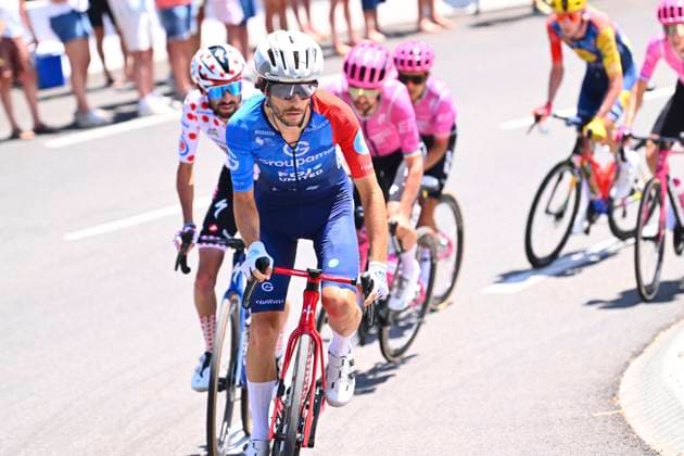 Tour de France 2026 Stage 19 ALPE D HUEZ, FRANCE - JULY 24 : Martin Guillaume (FRA) of Groupama - FDJ United during stage 19 of the 113rd edition of Tour de France an UCI World Tour 2.UWT cycling road race stage for Men Elite of 128 km with start in Gap and finish in Alpe d Huez on July 24, 2026 in Alpe d Huez, France, 24 07 2026 ( Motordriver Kurt Vandenborre - Alpe d Huez France  Copyright: xGvgx