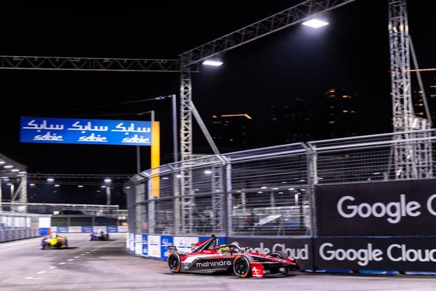2026 FORMULA E TOKYO ePRIX 48 MORTARA Edoardo (swi), Mahindra Racing, Mahindra M12Electro, action during the Tokyo ePrix, 14th and 15th round of the 2025-26 ABB FIA Formula E World Championship, WM, Weltmeisterschaft on the Tokyo Street Circuit from July 24 to 26, 2026 in Tokyo, Japan - TokyoJapan  Copyright: xDamienxDoumerguex