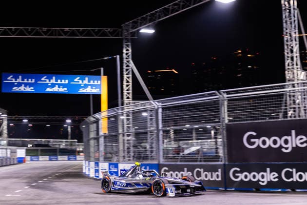 2026 FORMULA E TOKYO ePRIX 28 DRUGOVICH Felipe (bra), Andretti Formula E, Porsche 99X Electric, action during the Tokyo ePrix, 14th and 15th round of the 2025-26 ABB FIA Formula E World Championship, WM, Weltmeisterschaft on the Tokyo Street Circuit from July 24 to 26, 2026 in Tokyo, Japan - TokyoJapan  Copyright: xDamienxDoumerguex