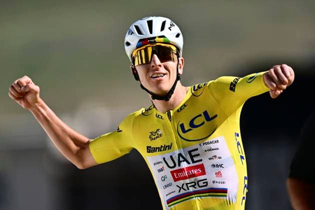 Tour de France 2026 Stage 19 ALPE D HUEZ, FRANCE - JULY 24 : Pogacar Tadej (SLO) of UAE Team Emirates - XRG wins during stage 19 of the 113rd edition of Tour de France an UCI World Tour 2.UWT cycling road race stage for Men Elite of 128 km with start in Gap and finish in Alpe d Huez on July 24, 2026 in Alpe d Huez, France, 24 07 2026 ( Motordriver Kurt Vandenborre - Alpe d Huez France  Copyright: xPeterxDexVoechtx