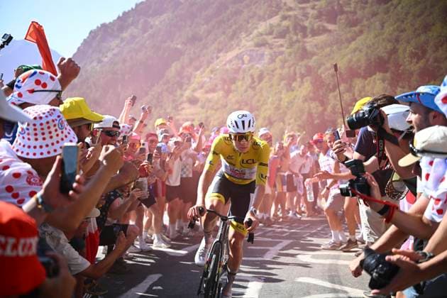 Tour de France 2026 Stage 19 ALPE D HUEZ, FRANCE - JULY 24 : Pogacar Tadej (SLO) of UAE Team Emirates - XRG during stage 19 of the 113rd edition of Tour de France an UCI World Tour 2.UWT cycling road race stage for Men Elite of 128 km with start in Gap and finish in Alpe d Huez on July 24, 2026 in Alpe d Huez, France, 24 07 2026 ( Motordriver Kurt Vandenborre - Alpe d Huez France  Copyright: xGvgx