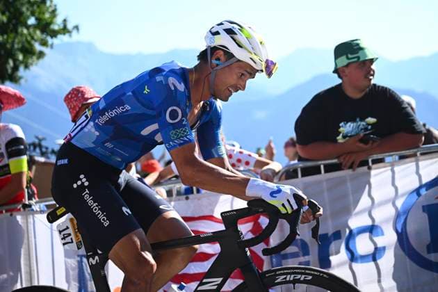 Tour de France 2026 Stage 19 ALPE D HUEZ, FRANCE - JULY 24 : Romo Javier (ESP) of Movistar Team during stage 19 of the 113rd edition of Tour de France an UCI World Tour 2.UWT cycling road race stage for Men Elite of 128 km with start in Gap and finish in Alpe d Huez on July 24, 2026 in Alpe d Huez, France, 24 07 2026 ( Motordriver Kurt Vandenborre - Alpe d Huez France  Copyright: xGvgx