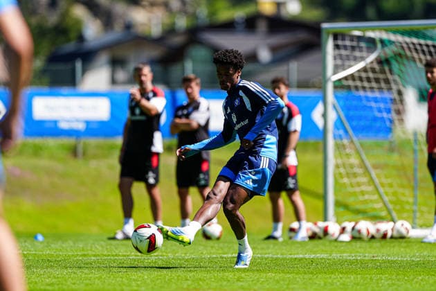 Warmed Omari (Hamburger SV, 17) AUT, Training Hamburger SV, Fussball, 1. Bundesliga, Saison 2026 2027, 24.07.2026 AUT, Training Hamburger SV, Fussball, 1. Bundesliga, Saison 2026 2027, 24.07.2026 Oberlängenfeld *** Warmed Omari, Hamburger SV, July 17, 2026, Training, Hamburger SV, Soccer, Bundesliga 1, 2026–2027 Season, July 24, 2026, Training, Hamburger SV, Soccer, Bundesliga 1, 2026–2027 Season, July 24, 2026, Oberlängenfeld Copyright: xEibner-Pressefoto MarcelxvonxFehrnx EP_MFN