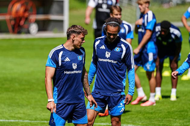 Nicolai Remberg (Hamburger SV, 21), Yussuf Poulsen (Hamburger SV, 15) AUT, Training Hamburger SV, Fussball, 1. Bundesliga, Saison 2026 2027, 24.07.2026 AUT, Training Hamburger SV, Fussball, 1. Bundesliga, Saison 2026 2027, 24.07.2026 Oberlängenfeld *** Nicolai Remberg, Hamburger SV, 21; Yussuf Poulsen, Hamburger SV, 15; AUT, Hamburger SV training, soccer, Bundesliga 1, 2026–2027 season, July 24, 2026 AUT, Hamburg SV training, soccer, Bundesliga 1, 2026–2027 season, July 24, 2026 Oberlängenfeld Copyright: xEibner-Pressefoto MarcelxvonxFehrnx EP_MFN