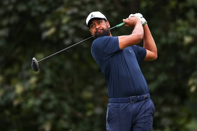 Golf 2026: PGA, Golf Herren 3M Open: Round 2 Tony Finau of the United States hits his tee shot on the 16th tee during the second round of the 2026 3M Open at TPC Twin Cities on July 24, 2026 in Blaine, Minnesota. Steven Garcia CSM (Credit Image: Â Steven Garcia Cal Media) Blaine Minnesota USA EDITORIAL USE ONLY Copyright: xx ZUMA-20260724_zma_c04_048.jpg StevenxGarciax csmphotothree505802