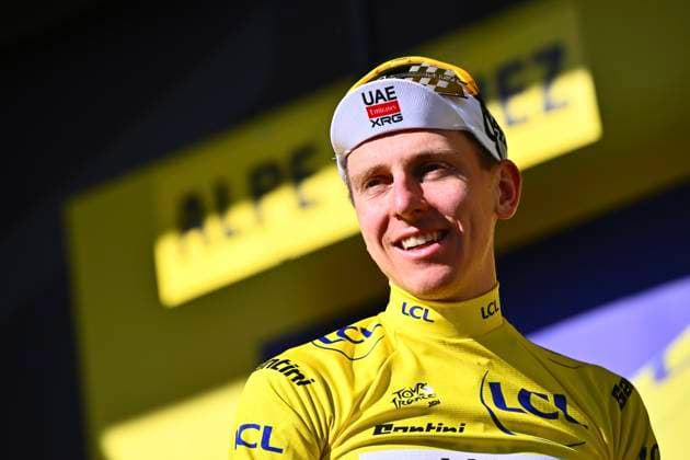 Tour de France 2026 Stage 19 ALPE D HUEZ, FRANCE - JULY 24 : Pogacar Tadej (SLO) of UAE Team Emirates - XRG pictured with the yellow jersey during the podium ceremony of stage 19 of the 113rd edition of Tour de France an UCI World Tour 2.UWT cycling road race stage for Men Elite of 128 km with start in Gap and finish in Alpe d Huez on July 24, 2026 in Alpe d Huez, France, 24 07 2026 ( Motordriver Kurt Vandenborre - Alpe d Huez France  Copyright: xGvgx
