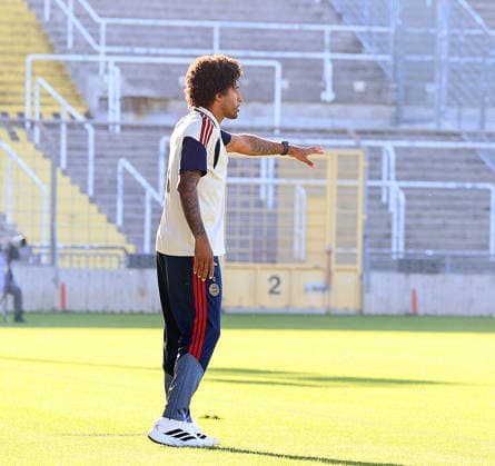 Dante Bonfim Costa Santos (Trainer FC Bayern); Fußball, Regionalliga Bayern, FC Bayern München - SC Eltersdorf, 24.07.2026, Stadion an der Grünwalder Straße, München *** Dante Bonfim Costa Santos, Coach, FC Bayern Soccer, Bavarian Regional League, FC Bayern Munich vs. SC Eltersdorf, July 24, 2026, Stadion an der Grünwalder Straße, Munich