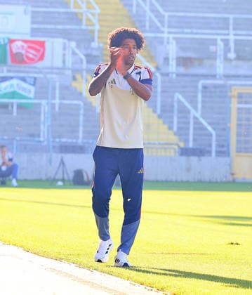 Dante Bonfim Costa Santos (Trainer FC Bayern); Fußball, Regionalliga Bayern, FC Bayern München - SC Eltersdorf, 24.07.2026, Stadion an der Grünwalder Straße, München *** Dante Bonfim Costa Santos, Coach, FC Bayern Soccer, Bavarian Regional League, FC Bayern Munich vs. SC Eltersdorf, July 24, 2026, Stadion an der Grünwalder Straße, Munich