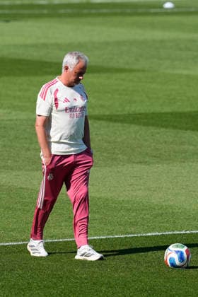 July 24, 2026, Valdebebas, Madrid, Spain: Jose Mourinho, head coach of Real Madrid, looks on during the Real Madrid training session held in collaboration with A.D. Alcorcon at Alfredo Di Stefano stadium on July 24, 2026, in Valdebebas, Madrid, Spain. Valdebebas Spain - ZUMAa181 20260724_zaa_a181_065 Copyright: xDennisxAgyemanx