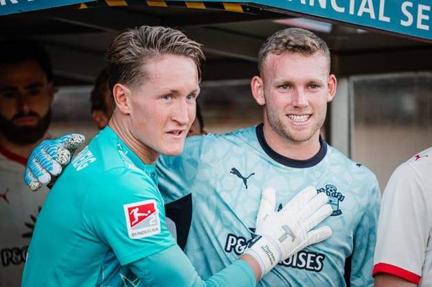 Testspiel: Eintracht Braunschweig vs. FC Southampton, 24.07.2026 Daniel Peretz (Southampton FC, 1) und Ron-Thorben Hoffmann (Eintracht Braunschweig, 1); Fußball, Testspiel: Eintracht Braunschweig vs. FC Southampton am 24.07.2026 im Eintracht-Stadion, Braunschweig DFL REGULATIONS PROHIBIT ANY USE OF PHOTOGRAPHS AS IMAGE SEQUENCES AND OR QUASI-VIDEO. *** Friendly Match: Eintracht Braunschweig vs. FC Southampton, July 24, 2026—Daniel Peretz (Southampton FC, 1) and Ron Thorben Hoffmann (Eintracht Braunschweig), 1 Soccer, Friendly Match: Eintracht Braunschweig vs. FC Southampton on July 24, 2026, at Eintracht Stadium, Braunschweig. DFL regulations prohibit any use of photographs as image sequences and or quasi-video. Copyright: xBEAUTIFULxSPORTS Tonhäuserx