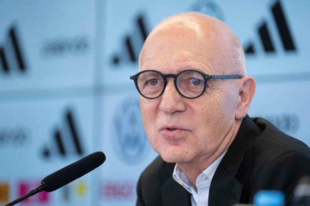 Bernd NEUENDORF (GER, DFB Praesident) Portraet, Porträt, Portrait, Angeschnittenes Einzelbild, Einzelmotiv, Pressekonferenz des DFB zur Vorstellung von Juergen Klopp als neuer Fussball-Bundestrainer, DFB-Campus in Frankfurt am 24.07.2026 Â *** Bernd NEUENDORF GER, DFB President Portrait, Portrait, Cropped Single Image, Single Motif, DFB press conference to introduce Jürgen Klopp as the new national soccer coach, DFB Campus in Frankfurt on July 24, 2026 Â
