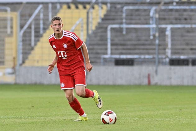 Regionalliga Bayern; FC Bayern München II - SC Eltersdorf; 24.07.2026 MUNICH, GERMANY - 24. JULY: am Ball Jakob HORVATH (FC Bayern München II 14) Einzelfoto Freisteller während dem Match der Regionalliga Bayern zwischen den Amateuren des FC Bayern München und dem SC Eltersdorf am 1. Spieltag im Grünwalder Stadion *** Bavarian Regional League FC Bayern Munich II SC Eltersdorf July 24, 2026 MUNICH, GERMANY July 24, Jakob HORVATH of FC Bayern Munich II, 14, isolated photo taken during the Bavarian Regional League match between the FC Bayern Munich reserves and SC Eltersdorf on Matchday 1 at Grünwalder Stadium Copyright: xBEAUTIFULxSPORTS Goldbergx