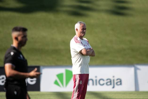 July 24, 2026, Madrid, Madrid, Spain: MADRID, SPAIN Ã¢â‚¬ JULY 24, 2026: Joso Mourinho led his first Real Madrid training session open to the press this afternoon. The session took place during a friendly match between Real Madrid C.F. and A.D. AlcorcoÂ³n at the Alfredo Di Sto fano Stadium in Madrid. Mourinho was officially appointed as Real Madrid s head coach on June 11, 2026, marking his return to the club 13 years after previously managing the team between 2010 and 2013. Madrid Spain - ZUMAq101 0862628664st Copyright: xC.xCarvajalx