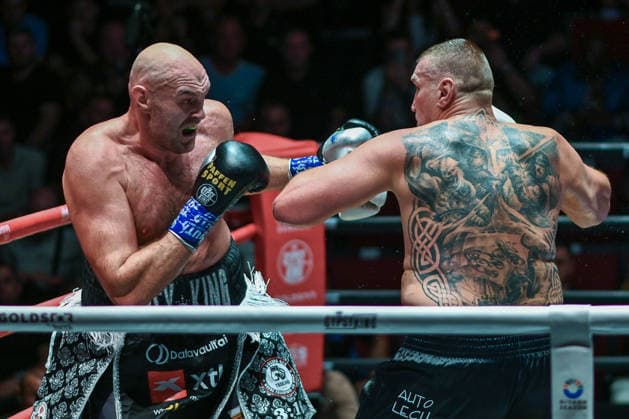 July 24, 2026, Pattaya, Chonburi, Thailand: Tyson Fury (L) and Mariusz Wach (R) trading punches during their heavyweight boxing bout. Tyson Fury defeats Mariusz Wach by corner retirement after seven rounds to win the WBC Humanitarian Belt at Max Muay Thai Stadium. Pattaya Thailand - ZUMAs197 20260724_aaa_s197_083 Copyright: xWasimxMatherx