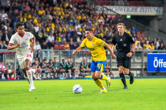 Deutschland: Fussball Testspiel Vereine 2026 2027, Freundschaftsspiel Eintracht Braunschweig vs Southampton FC Eintracht-Stadion (Braunschweig): Robin Heußer Robin Heusser (Eintracht Braunschweig, 30) Braunschweig *** Germany Soccer Friendly Matches Clubs 2026 2027, Friendly Match Eintracht Braunschweig vs. Southampton FC Eintracht Stadium Braunschweig Robin Heußer Robin Heusser Eintracht Braunschweig, 30 Braunschweig Copyright: xAymanxAlahmedx