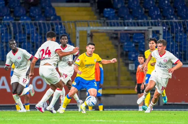 Deutschland: Fussball Testspiel Vereine 2026 2027, Freundschaftsspiel Eintracht Braunschweig vs Southampton FC Eintracht-Stadion (Braunschweig): Torchance Robin Heußer Robin Heusser (Eintracht Braunschweig, 30) Braunschweig *** Germany Soccer Friendly Matches Clubs 2026 2027, Friendly Match Eintracht Braunschweig vs. Southampton FC, Eintracht Stadium, Braunschweig, Scoring Chance by Robin Heußer (Robin Heusser), Eintracht Braunschweig, 30 Braunschweig Copyright: xAymanxAlahmedx