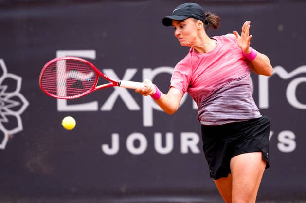 MSC Hamburg Ladies Open - Day 5 Second seed Anhelina Kalinina of Ukraine is in action during her quarterfinal match against fifth seed Tamara Korpatsch of Germany at the 2026 MSC Hamburg Ladies Open women s tennis tournament at Am Rothenbaum in Hamburg, Germany. Hamburg Hamburg Germany  Copyright: xOwenxHammondx originalFilename:hammond-2026msch260724_np50Z.jpg