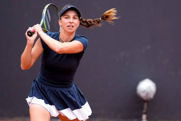 MSC Hamburg Ladies Open - Day 5 Tamara Korpatsch of Germany plays against Anhelina Kalinina of Ukraine during their quarterfinal match at the 2026 MSC Hamburg Ladies Open women s tennis tournament at Am Rothenbaum in Hamburg, Germany. Hamburg Hamburg Germany  Copyright: xOwenxHammondx originalFilename:hammond-2026msch260724_nprxK.jpg