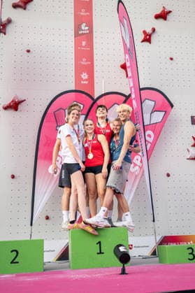24.07.2026: Klettern - Speedklettern: Die Finals 2026 - Deutsche Meisterschaft Speed - Gemischte Staffel Links Laura Wachter (Baden-Württemberg) und Nick Ressmann (Baden-Württemberg), Mitte Nele Thomas (Nordrhein-Westfalen) und Andrin Zedler (Nordrhein-Westfalen), Rechts Florence Grünewald (Rheinland-Pfalz) und Finn-Lucas Scholtes (Rheinland-Pfalz) Hannover Opernplatz Niedersachsen Deutschland *** July 24, 2026 Climbing Speed Climbing The Finals 2026 German Speed Climbing Championship Mixed Relay Left: Laura Wachter, Baden-Württemberg, and Nick Ressmann, Baden-Württemberg, center: Nele Thomas (North Rhine-Westphalia) and Andrin Zedler (North Rhine-Westphalia), right: Florence Grünewald (Rhineland-Palatinate) and Finn Lucas Scholtes (Rhineland-Palatinate), Hannover Opernplatz, Lower Saxony, Germany