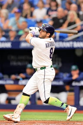 July 24, 2026, St. Petersburg, Florida, USA: Tampa Bay Rays first baseman Jonathan Aranda (8) flies out to Cleveland Guardians left fielder David Fry (6) during an MLB, Baseball Herren, USA game on July 24, 2026 at Tropicana Field. The Rays beat the Guardians 11-3. St. Petersburg USA - ZUMAh180 20260724_zsp_h180_015 Copyright: xKimxHukarix