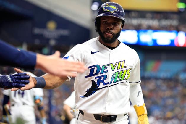 July 24, 2026, St. Petersburg, Florida, USA: Tampa Bay Rays center fielder Cedric Mullins (31) scores on a single by right fielder Jonny DeLuca (21) during an MLB, Baseball Herren, USA game against the Cleveland Guardians on July 24, 2026 at Tropicana Field. The Rays beat the Guardians 11-3. St. Petersburg USA - ZUMAh180 20260724_zsp_h180_081 Copyright: xKimxHukarix