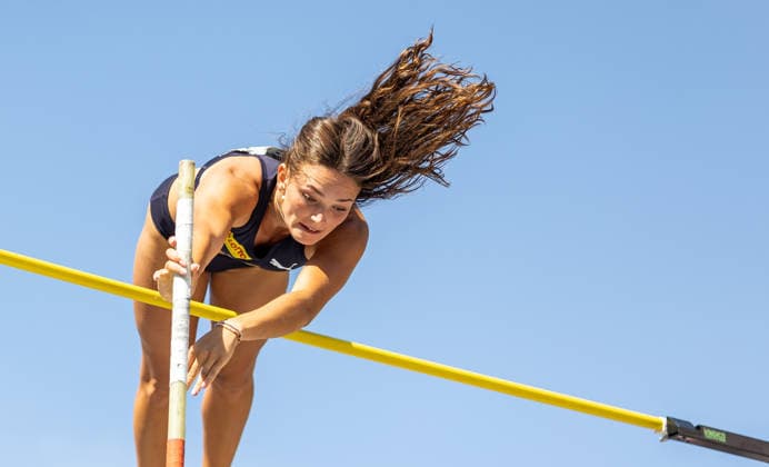 Deutsche Leichtathletik-Meisterschaften Stabhochsprung Frauen; Hannover, 24.07.2026 Lotte Gretzler (USC Mainz) im Stabhochsprung der Frauen; Deutsche Leichtathletik-Meisterschaften Stabhochsprung Frauen am 24.07.2026 auf dem Opernplatz in Hannover (Niedersachsen). *** German Track and Field Championships – Women’s Pole Vault, Hanover, July 24, 2026 Lotte Gretzler (USC Mainz) in the women’s pole vault at the German Track and Field Championships on July 24, 2026, at Opernplatz in Hanover, Lower Saxony Copyright: xBEAUTIFULxSPORTS R.xSchmittx