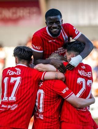 FUSSBALL REGIONALLIGA NORDOST - SAISON 2026-2027 - 1. SPIELTAG FC ROT WEISS ERFURT - BFC DYNAMO ** NUR FÜR REDAKTIONELLE ZWECKE ** EDITORIAL USE ONLY **<p>24 07 2026-Erfurt: Fussball Regionalliga Nordost 1. Spieltag Saison 2026-2027 Steigerwaldstadion FC Rot Weiss Erfurt - BFC Dynamo im Foto: jubel nach dem 3:0 bei Benny Boboy 27 (Rot-Weiß Erfurt)l Dustin Forkel 17 (FC Rot-Weiß Erfurt) , Marco Wolf 10 (FC Rot-Weiß Erfurt) und Niclas Walther 22 (FC Rot-Weiß Erfurt) ( Deutschland Thueringen Erfurt Copyright: SaschaxFromm *** SOCCER REGIONAL LEAGUE NORTHEAST 2026–2027 SEASON, MATCHDAY 1: FC ROT WEISS ERFURT vs. BFC DYNAMO ** FOR EDITORIAL PURPOSES ONLY ** EDITORIAL USE ONLY ** July 24, 2026 Erfurt Soccer Regional League Northeast Matchday 1, 2026–2027 Season Steigerwaldstadion FC Rot-Weiss Erfurt vs. BFC Dynamo: Photo shows celebration after the 3–0 win by Benny Boboy, No. 27, of Rot-Weiss Erfurt; Dustin Forkel 17, FC Rot-Weiss Erfurt; Marco Wolf 10, FC Rot-Weiss Erfurt; and Niclas Walther 22, FC Rot-Weiss Erfurt; Germany, Thuringia, Erfurt; Copyright SaschaxFromm Copyright: SaschaxFromm doc86v6stksmdukshrxmda ,EDITORIAL USE ONLY