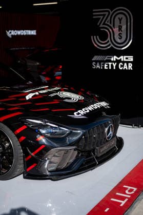Mercedes Safety Car mit 30 Years AMG Safety Car in der Box, HUN, Formel 1 Weltmeisterschaft, Grand Prix von Ungarn, Hungaroring Budapest, Freies Training, Saison 2026, 24.07.2026 HUN, Formel 1 Weltmeisterschaft, Grand Prix von Ungarn, Hungaroring Budapest, Freies Training, Saison 2026, 24.07.2026 Budapest *** Mercedes Safety Car with 30 Years of AMG Safety Car in the pits, HUN, Formula 1 World Championship, Hungarian Grand Prix, Hungaroring, Budapest, Free Practice, 2026 Season, July 24, 2026 HUN, Formula 1 World Championship, Hungarian Grand Prix, Hungaroring Budapest, Free Practice, 2026 Season, July 24, 2026 Budapest Copyright: xEibner-Pressefoto Memmlerx EP_MMR