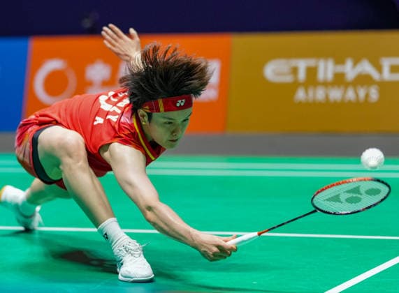 (260725) -- CHANGZHOU, July 25, 2026 -- Wang Zhiyi hits a return during the women s singles semifinal match between Wang Zhiyi of China and Yamaguchi Akane of Japan at the 2026 China Open badminton tournament in Changzhou, east China s Jiangsu Province, July 25, 2026. ) (SP)CHINA-CHANGZHOU-BADMINTON-CHINA OPEN-WOMEN S SINGLES (CN) SunxFei 