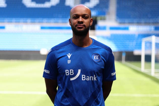 24.07.2026, xrekx, Fussball 2.Bundesliga, Karlsruher SC - Fototermin Saison 2026 27 v.l. Emmanuel Faloba Co-Trainer (Karlsruher SC) (DFL DFB REGULATIONS PROHIBIT ANY USE OF PHOTOGRAPHS as IMAGE SEQUENCES and or QUASI-VIDEO) Karlsruhe *** July 24, 2026, xrekx, Soccer 2. Bundesliga, Karlsruher SC Photo Session, 2026–27 Season, from left: Emmanuel Faloba, Assistant Coach, Karlsruher SC. DFL and DFB regulations prohibit any use of photographs as image sequences and or quasi-video. Karlsruhe