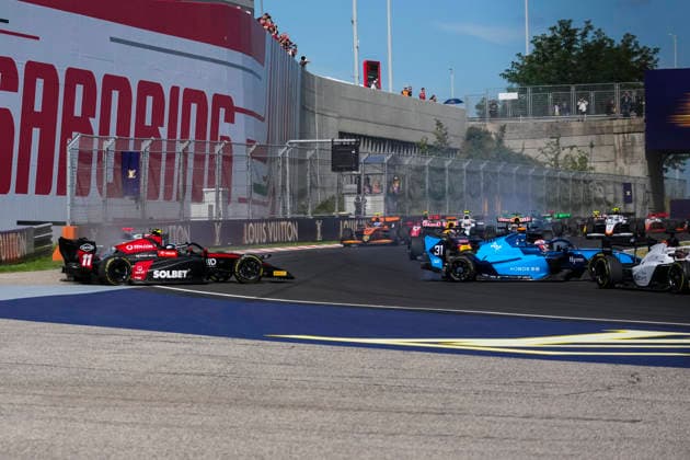 Formula 2 Hungarian Grand Prix Start crash between Maciej Gladysz (POL) and Jin Nakamura (JPN) crash during Formula 2 Hungarian Grand Prix 2026. on July 25., 2026 in Hungaroring, Mogyorod, Hungary, Zsombor Toth Zsombor Toth Photography Mogyorod Hungaroring Pest Hungary Copyright: xZsomborxTothx