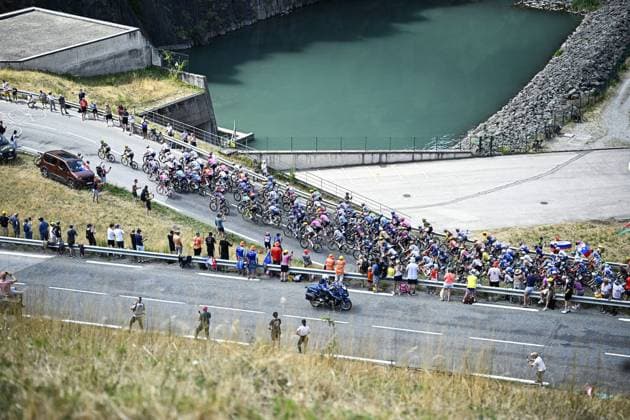 The peloton pictured at the start of stage 20 of the 2026 Tour de France cycling race, a stage of 171km Le Bourg d Oisans to Alpe d Huez, on Saturday 25 July 2026. The 113th edition of the Tour de France starts on Saturday 4 July in Barcelona, Spain, and will finish in Paris, France on the 26th of July. JASPERxJACOBS  x181996352x