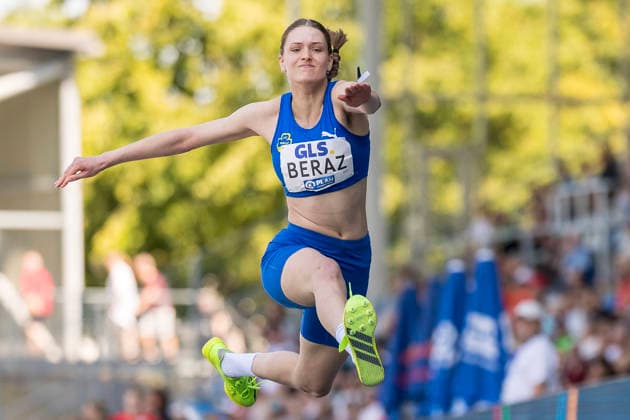 Deutsche Leichtathletik-Meisterschaften; Bochum-Wattenscheid, 25.07.2026 Carina Beraz (LAC Quelle Fürth), Dreisprung; Deutsche Leichtathletik-Meisterschaften am 25.07.2026 im Lorheide-Stadion, Bochum-Wattenscheid (Nordrhein-Westfalen). *** German Track and Field Championships, Bochum-Wattenscheid, July 25, 2026; Carina Beraz, LAC Quelle Fürth, triple jump; German Track and Field Championships on July 25, 2026, at Lorheide Stadium, Bochum-Wattenscheid, North Rhine-Westphalia Copyright: xBEAUTIFULxSPORTS AxelxKohringx