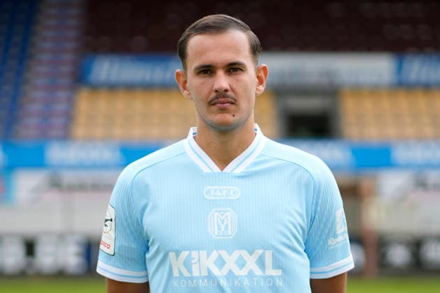 23.07.2026, Hänsch-Arena, Meppen, Torwart Noah Oberbeck; SV Meppen 1912 e.V.; 3.Liga, Porträttermin 2026 2027 DFL REGULATIONS PROHIBIT ANY USE OF PHOTOGRAPHS AS IMAGE SEQUENCES AND OR QUASI-VIDEO. Meppen Niedersachsen Germany Hänsch-Arena *** July 23, 2026, Hänsch Arena, Meppen, Goalkeeper Noah Oberbeck, SV Meppen 1912 e.V., 3rd Division, portrait session 2026–2027. DFL regulations prohibit any use of photographs as image sequences and or quasi-video. Meppen, Lower Saxony, Germany, Hänsch Arena