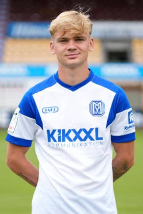 23.07.2026, Hänsch-Arena, Meppen, Spieler Dominique Domröse; SV Meppen 1912 e.V.; 3.Liga, Porträttermin 2026 2027 DFL REGULATIONS PROHIBIT ANY USE OF PHOTOGRAPHS AS IMAGE SEQUENCES AND OR QUASI-VIDEO. Meppen Niedersachsen Germany Hänsch-Arena *** July 23, 2026, Hänsch Arena, Meppen, Player Dominique Domröse, SV Meppen 1912 e.V., 3rd Division, Portrait session 2026–2027. DFL regulations prohibit any use of photographs as image sequences and or quasi-video. Meppen, Lower Saxony, Germany, Hänsch Arena