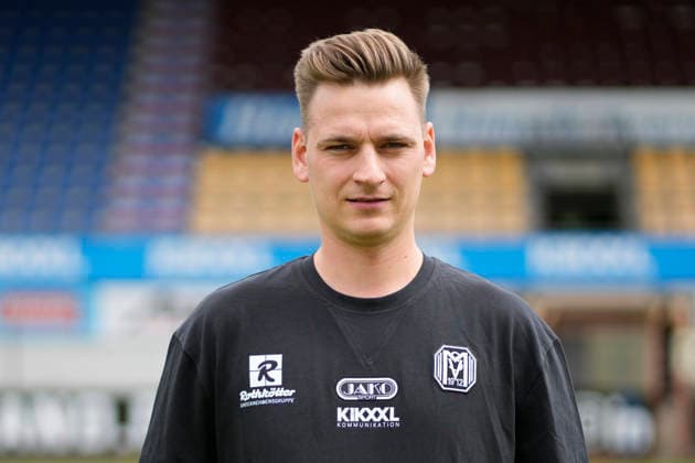 23.07.2026, Hänsch-Arena, Meppen, Physiotherapeut Maximilian David; SV Meppen 1912 e.V.; 3.Liga, Porträttermin 2026 2027 DFL REGULATIONS PROHIBIT ANY USE OF PHOTOGRAPHS AS IMAGE SEQUENCES AND OR QUASI-VIDEO. Meppen Niedersachsen Germany Hänsch-Arena *** July 23, 2026, Hänsch Arena, Meppen, Physical Therapist Maximilian David, SV Meppen 1912 e.V., 3rd Division, Portrait session 2026–2027. DFL regulations prohibit any use of photographs as image sequences and or quasi-video. Meppen, Lower Saxony, Germany, Hänsch Arena