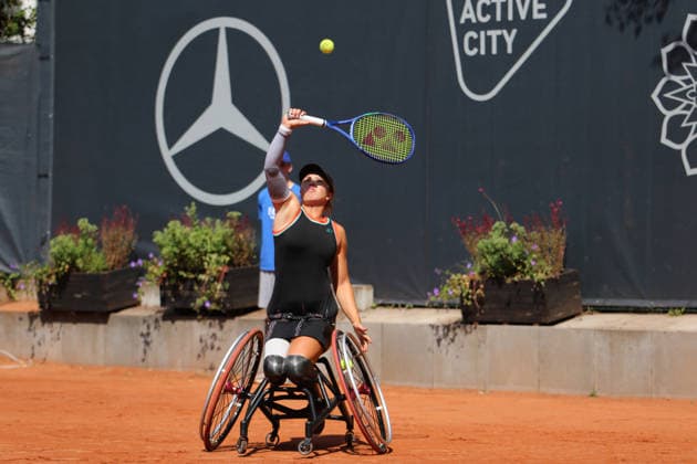 Wheelchair Hamburg Open am Hamburger Rothenbaum: Lizzy de Greef (Niederlande) im Halbfinale. *** Wheelchair Hamburg Open at Hamburg s Rothenbaum: Lizzy de Greef of the Netherlands Advances to the Semifinals