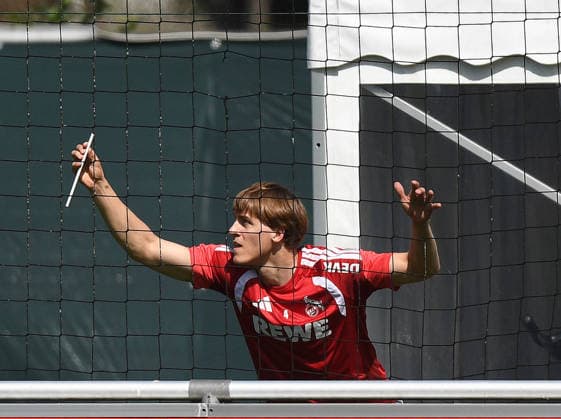 25.07.2026, xophax, Fussball 1.Bundesliga, 1.FC Koeln Trainingslager . Training in Sankt Johann. Training. Timo Hübers( 1.FC Köln ) . Kitzbühel *** July 25, 2026, xophax, Soccer, Bundesliga 1, 1. FC Köln Training Camp, Training in Sankt Johann, Timo Hübers Training, 1. FC Köln, Kitzbühel