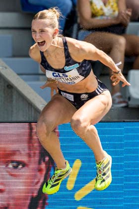 Deutsche Leichtathletik-Meisterschaften; Bochum-Wattenscheid, 25.07.2026 Kira Wittmann (Hannover 96) freut sich über eine neue PB und gewinnt den Meistertitel im Dreisprung; Deutsche Leichtathletik-Meisterschaften am 25.07.2026 im Lorheide-Stadion, Bochum-Wattenscheid (Nordrhein-Westfalen). *** German Track and Field Championships, Bochum-Wattenscheid, July 25, 2026: Kira Wittmann of Hannover 96 celebrates a new personal best and wins the triple jump title at the German Track and Field Championships on July 25, 2026, at Lorheide Stadium in Bochum-Wattenscheid, North Rhine-Westphalia Copyright: xBEAUTIFULxSPORTS AxelxKohringx