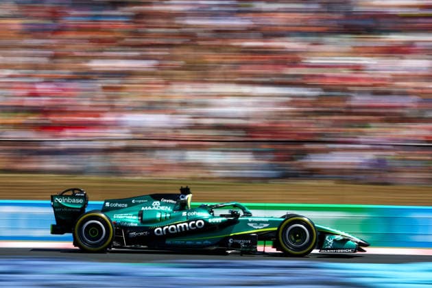 Lance Stroll of Canada and Aston Martin Aramco F1 Team , Qualifying, F1 Grand Prix of Hungary, am 25. July 2026 in Budapeste, Hungary. (Foto von Diogo Cardoso DeFodi Images) Lance Stroll of Canada and Aston Martin Aramco F1 Team , Qualifying, F1 Grand Prix of Hungary, Hungaroring on July 25, 2026 in Budapeste, Hungary. (Photo by Diogo Cardoso DeFodi Images) - *** Lance Stroll of Canada and the Aston Martin Aramco F1 Team, Qualifying, F1 Grand Prix of Hungary, on July 25, 2026, in Budapest, Hungary. Photo by Diogo Cardoso DeFodi Images. Lance Stroll of Canada and the Aston Martin Aramco F1 Team, Qualifying, F1 Grand Prix of Hungary, Hungaroring on July 25, 2026, in Budapest, Hungary. Photo by Diogo Cardoso DeFodi Images