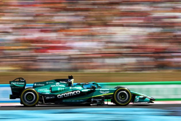 Lance Stroll of Canada and Aston Martin Aramco F1 Team , Qualifying, F1 Grand Prix of Hungary, am 25. July 2026 in Budapeste, Hungary. (Foto von Diogo Cardoso DeFodi Images) Lance Stroll of Canada and Aston Martin Aramco F1 Team , Qualifying, F1 Grand Prix of Hungary, Hungaroring on July 25, 2026 in Budapeste, Hungary. (Photo by Diogo Cardoso DeFodi Images) - *** Lance Stroll of Canada and the Aston Martin Aramco F1 Team, Qualifying, F1 Grand Prix of Hungary, on July 25, 2026, in Budapest, Hungary. Photo by Diogo Cardoso DeFodi Images. Lance Stroll of Canada and the Aston Martin Aramco F1 Team, Qualifying, F1 Grand Prix of Hungary, Hungaroring on July 25, 2026, in Budapest, Hungary. Photo by Diogo Cardoso DeFodi Images