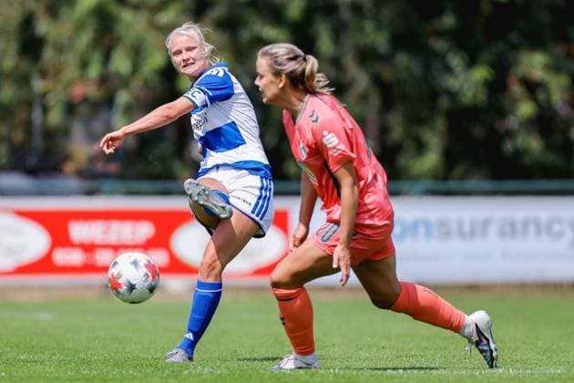 HATTEMERBROEK , 25-07-2026 , sportpark De Kuule , season 2026 2027 , Dutch Preseason football , friendly match between PEC Zwolle (women) and SV Werder Bremen (women) , picture shows PEC Zwolle player Kely Pruim PEC Ã Werder Bremen (women friendly)  x205194441x Copyright: