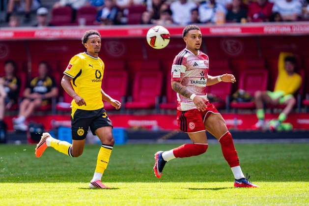Testspiel, Bundesliga, Fortuna Düsseldorf vs. Borussia Dortmund, 25.07.2026 in der Merkur Arena Miguel Adje *** Exhibition Match, Bundesliga, Fortuna Düsseldorf vs. Borussia Dortmund, July 25, 2026, at the Merkur Arena Miguel Adje Copyright: xBahhoxKarax