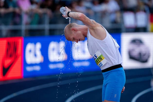 Wattenscheid, 25.07.2026, Leichathletik, Deutsche Meisterschaften Robert Farken (GER, SG Motor Leipzig) vor der Halbfinallauf Bochum-Wattenscheid Lohrheidestadion NRW Germany *** Wattenscheid, July 25, 2026, Track and Field, German Championships: Robert Farken (GER), SG Motor Leipzig, before the semifinal race at the Lohrheidestadion in Bochum-Wattenscheid, North Rhine-Westphalia, Germany