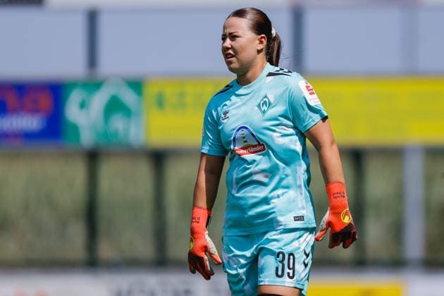 HATTEMERBROEK , 25-07-2026 , sportpark De Kuule , season 2026 2027 , Dutch Preseason football , friendly match between PEC Zwolle (women) and SV Werder Bremen (women) , picture shows Werder Bremen goalkeeper Mariella El Sherif PEC Ã Werder Bremen (women friendly)  x205194861x Copyright: