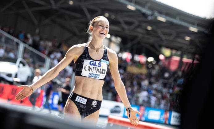 Deutsche Leichtathletik-Meisterschaften; Bochum-Wattenscheid, 25.07.2026 Ausgelassene Freude: Kira Wittmann (Hannover 96) wird Deutsche Meisterin im Dreisprung der Frauen; Deutsche Leichtathletik-Meisterschaften am 25.07.2026 im Lohrheidestadion in Bochum-Wattenscheid (Nordrhein-Westfalen). *** German Track and Field Championships, Bochum-Wattenscheid, July 25, 2026: Exuberant Joy—Kira Wittmann of Hannover 96 Becomes German Champion in the Women’s Triple Jump at the German Track and Field Championships on July 25, 2026, at the Lohrheidestadion in Bochum-Wattenscheid, North Rhine-Westphalia Copyright: xBEAUTIFULxSPORTS R.xSchmittx